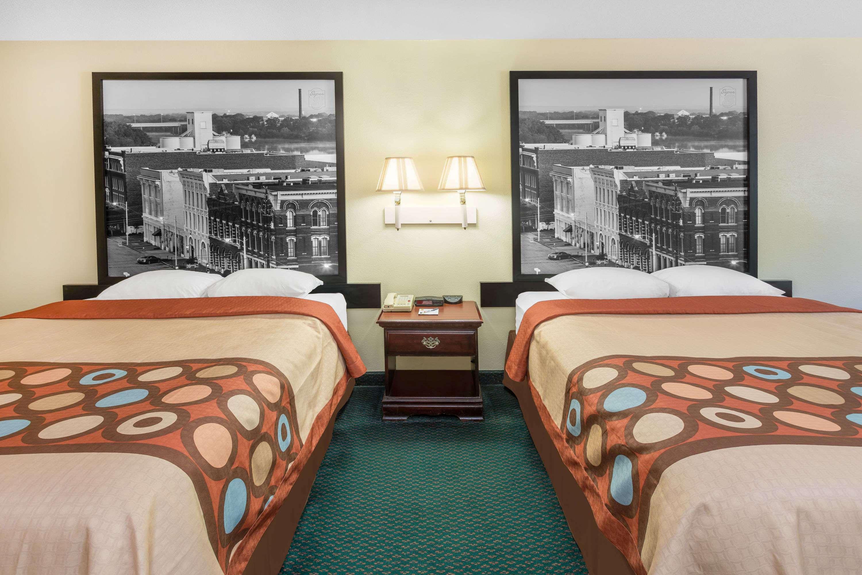 Super 8 By Wyndham Montgomery I-65 Zewnętrze zdjęcie