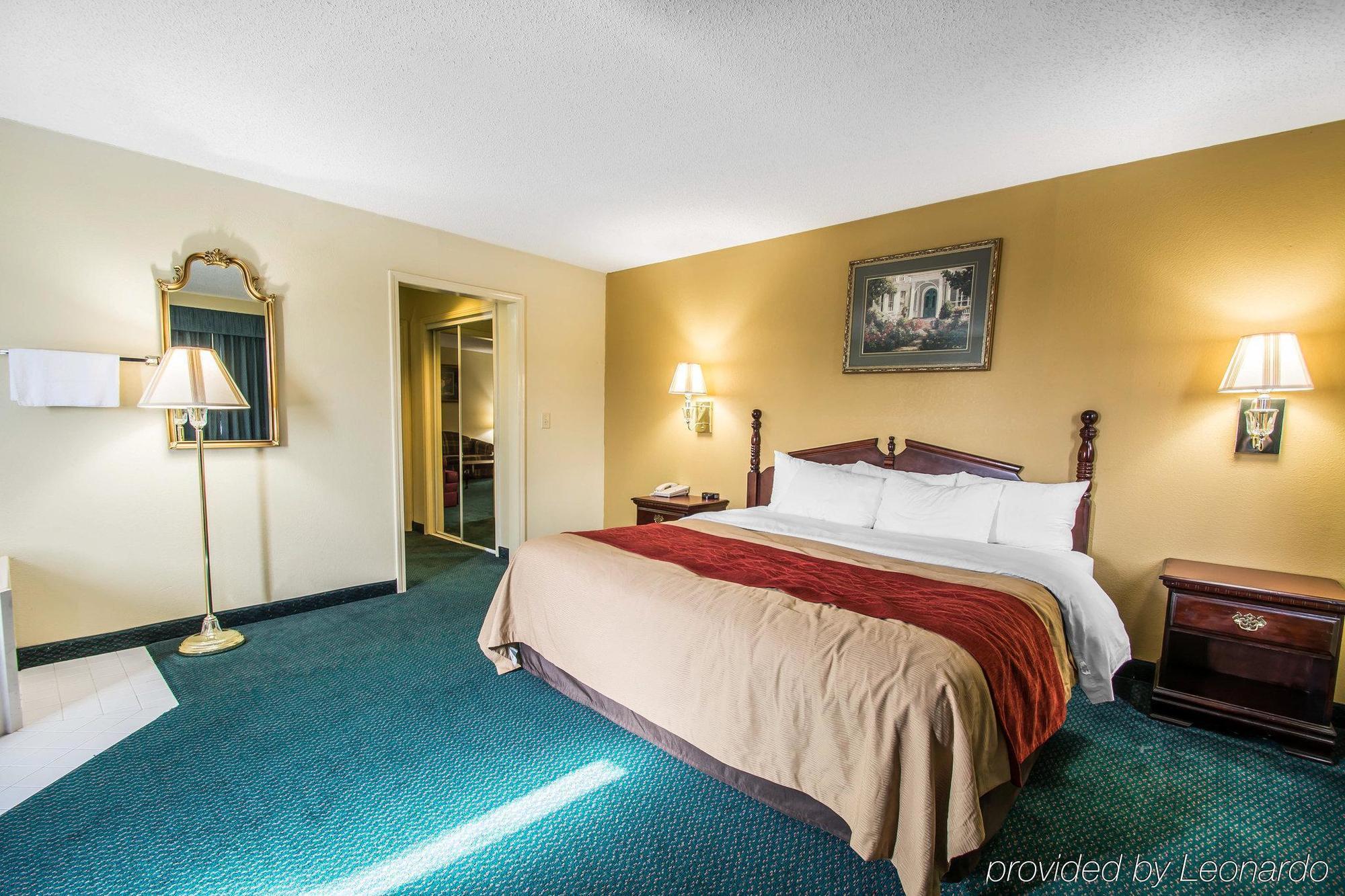 Super 8 By Wyndham Montgomery I-65 Zewnętrze zdjęcie