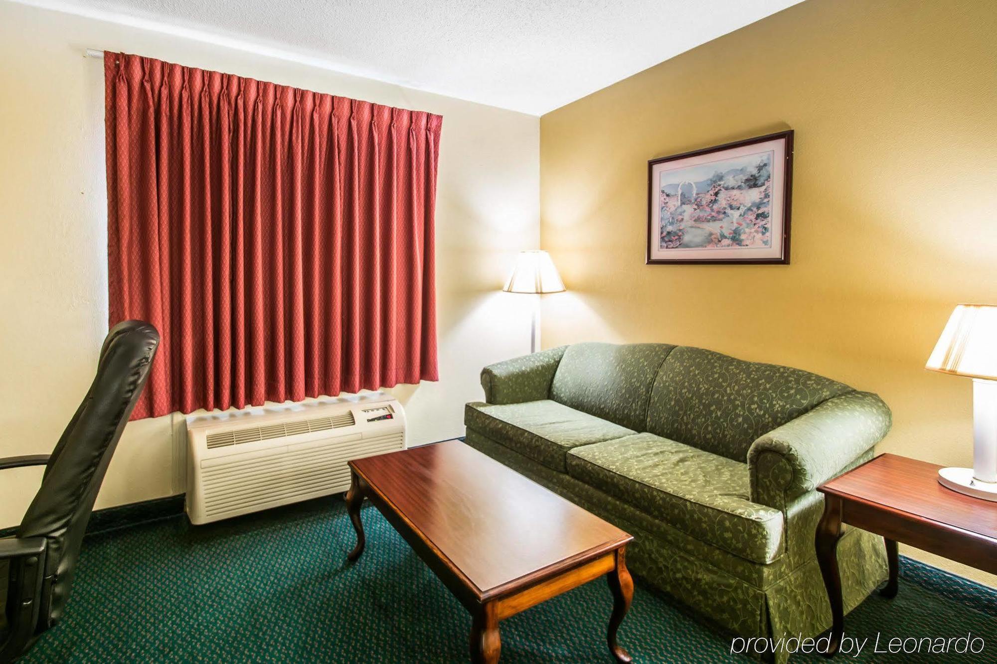 Super 8 By Wyndham Montgomery I-65 Zewnętrze zdjęcie